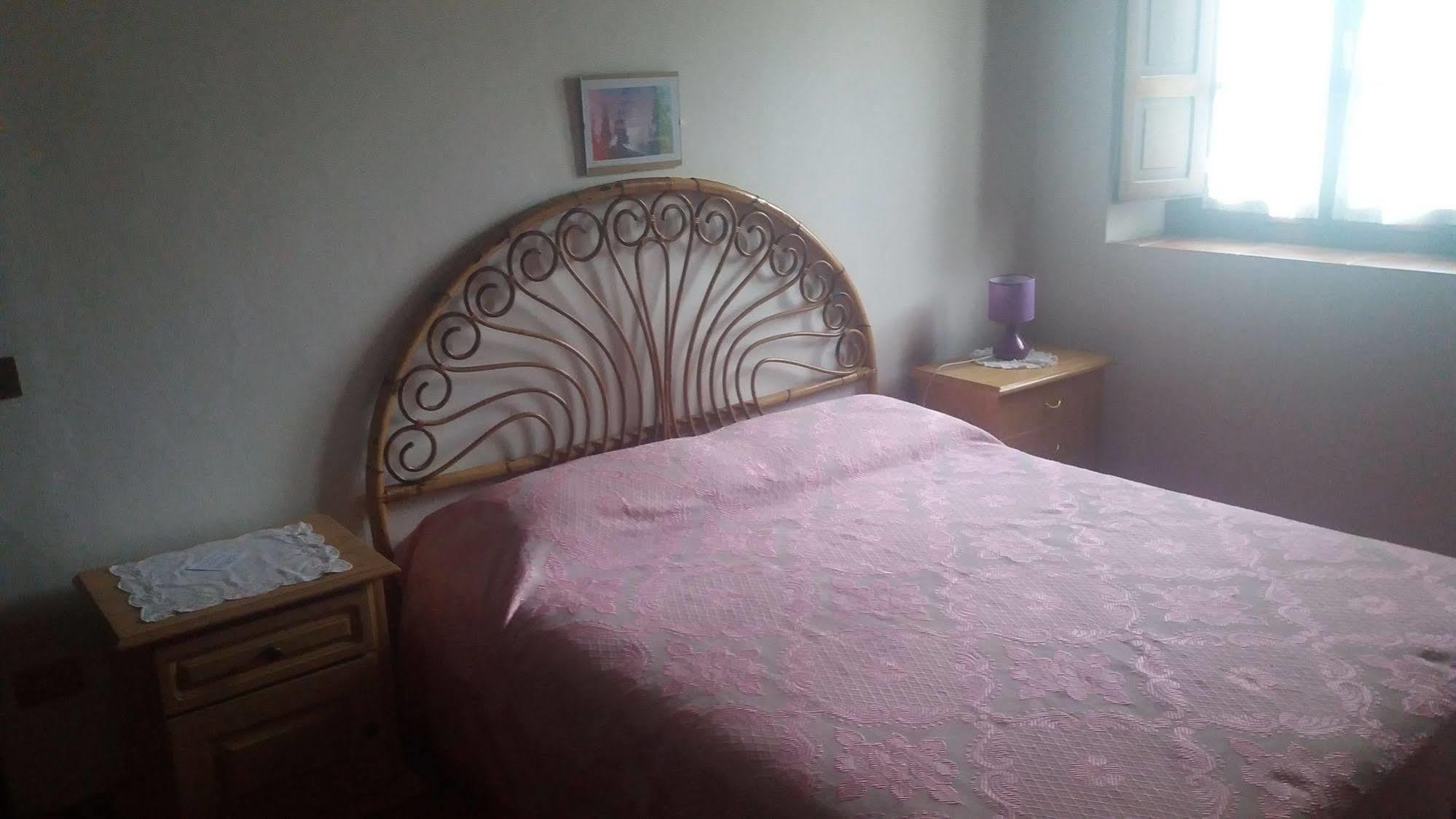 Bed and Breakfast Azzurre Beb Laterina Exterior foto